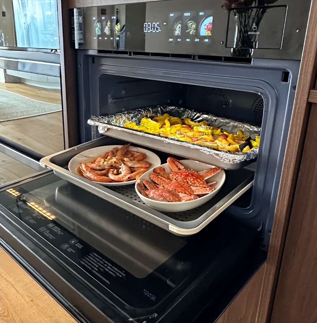 建议各位：若不差钱，厨房添置这4样家电，能让幸福感加倍提升__家电加倍样厨房能添置感应灯吗