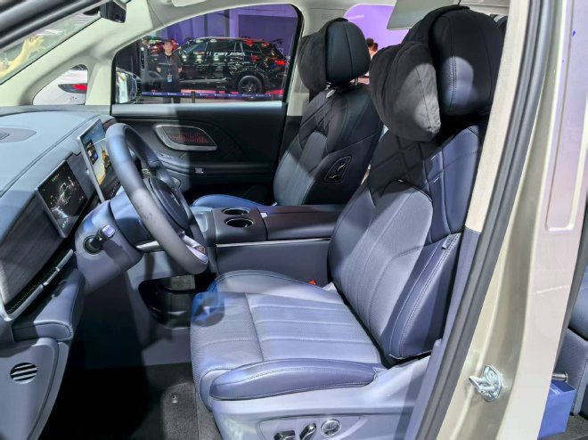 2025成都车展:最火十款新车全是新能源