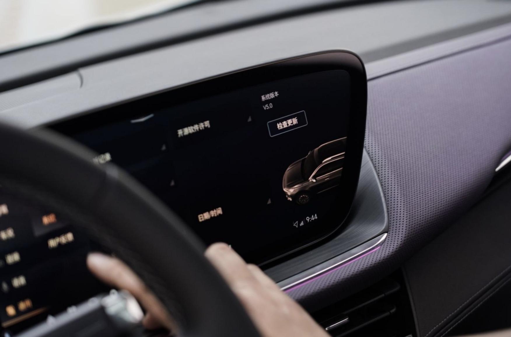 _别克紫色轿车_别克紫色的车