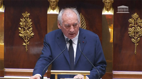 信任投票将至,法国政府面临垮台危机__信任投票将至,法国政府面临垮台危机