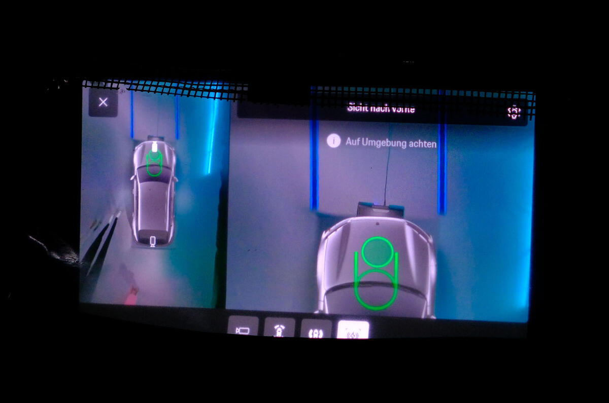 _保时捷电桩安装教程视频_保时捷电动汽车电池供应商