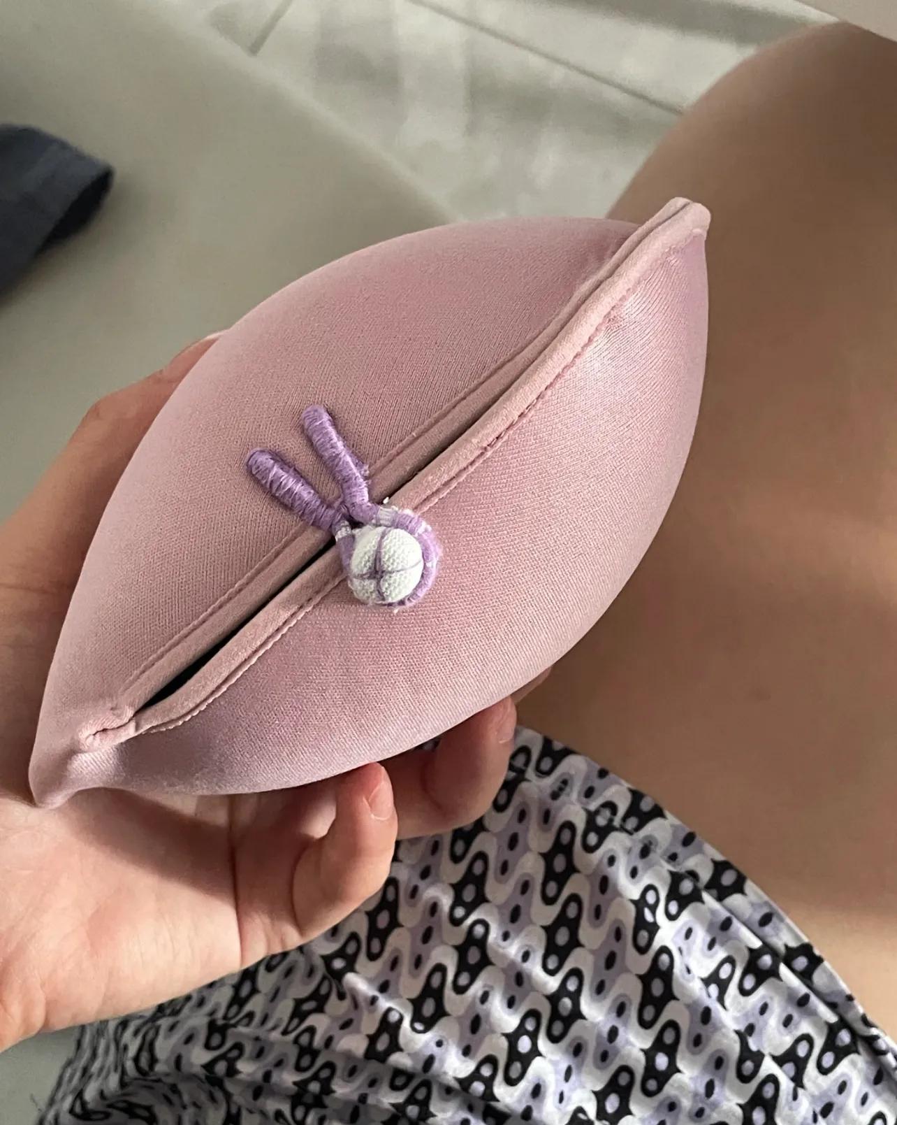 冬天穿速干内衣会冷吗__内衣扔的到处都是