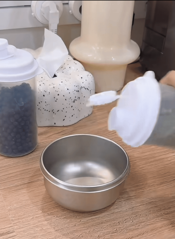 _开锁公司能打开保险柜没_看到东西想到事情的成语