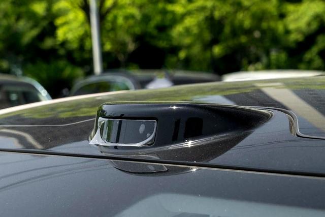 10万出头买纯电轿车，650km超长续航，后驱独悬加持！-有驾