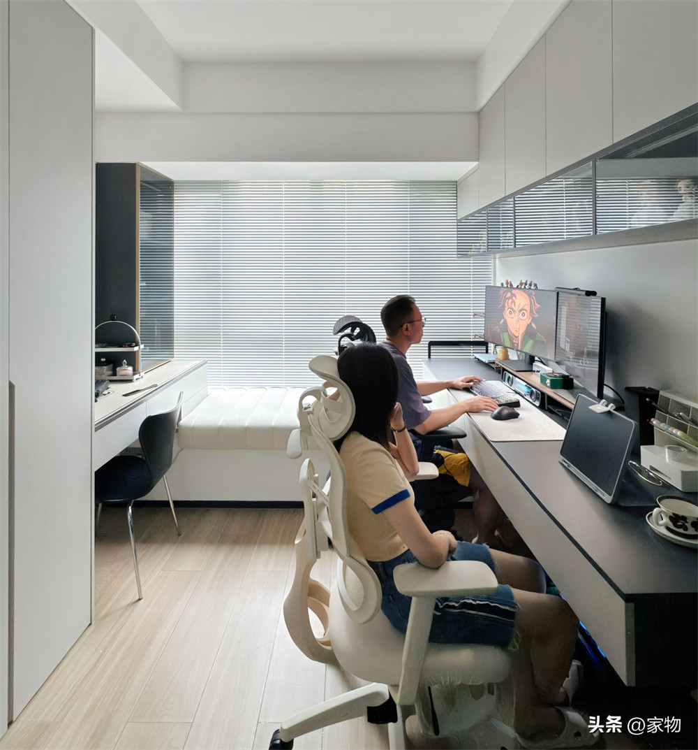 夫妻卧室能放鞋柜吗_夫妻二人的衣柜一般需要多大_