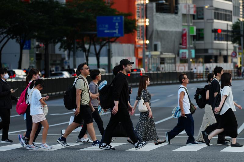 石破茂被同僚轮番“劝退”，日本政坛又将“六年换七相”？_石破茂被同僚轮番“劝退”，日本政坛又将“六年换七相”？_