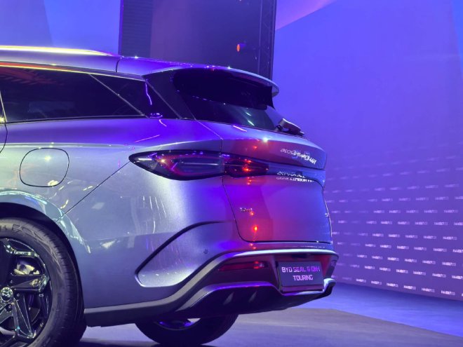 2025慕尼黑车展：比亚迪海豹 06DM-i 旅行版亮相