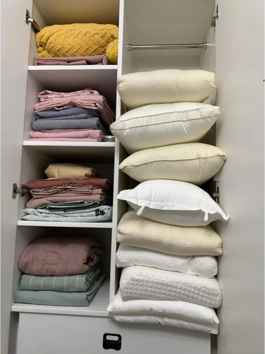 _被中年阿姨的“衣柜收纳”折服了，换个思路，家里就井井有条！_被中年阿姨的“衣柜收纳”折服了，换个思路，家里就井井有条！