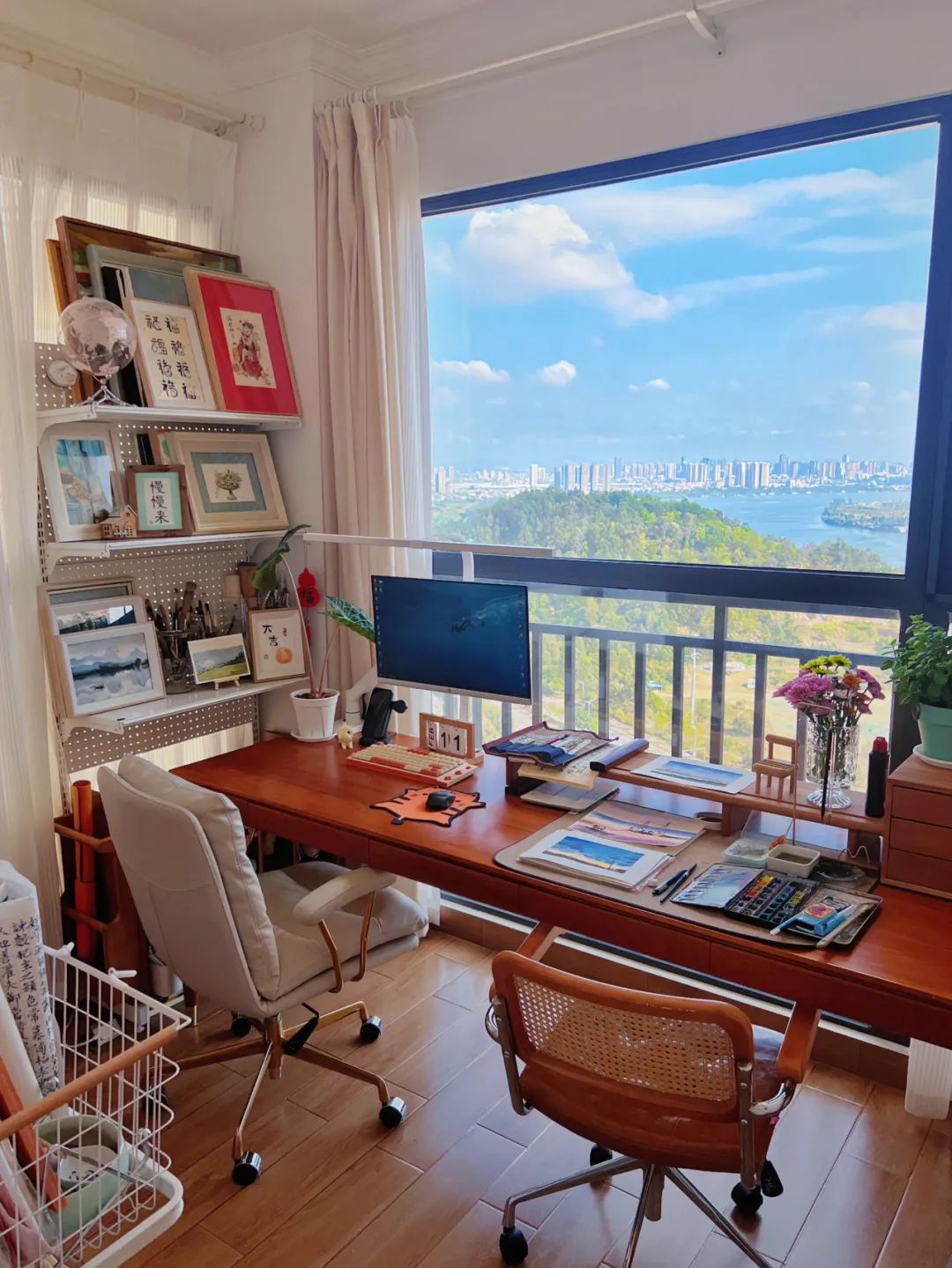 我把阳台两边的墙敲了怎么办__阳台两边墙可以拆除吗