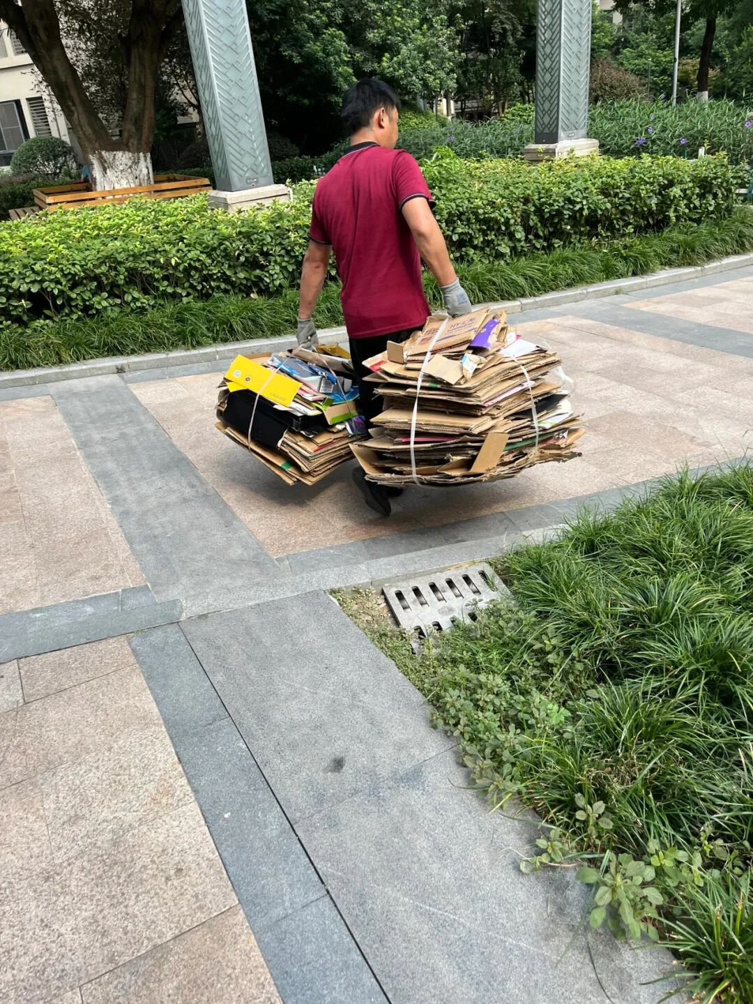 扔多余的东西_扔出去的东西_