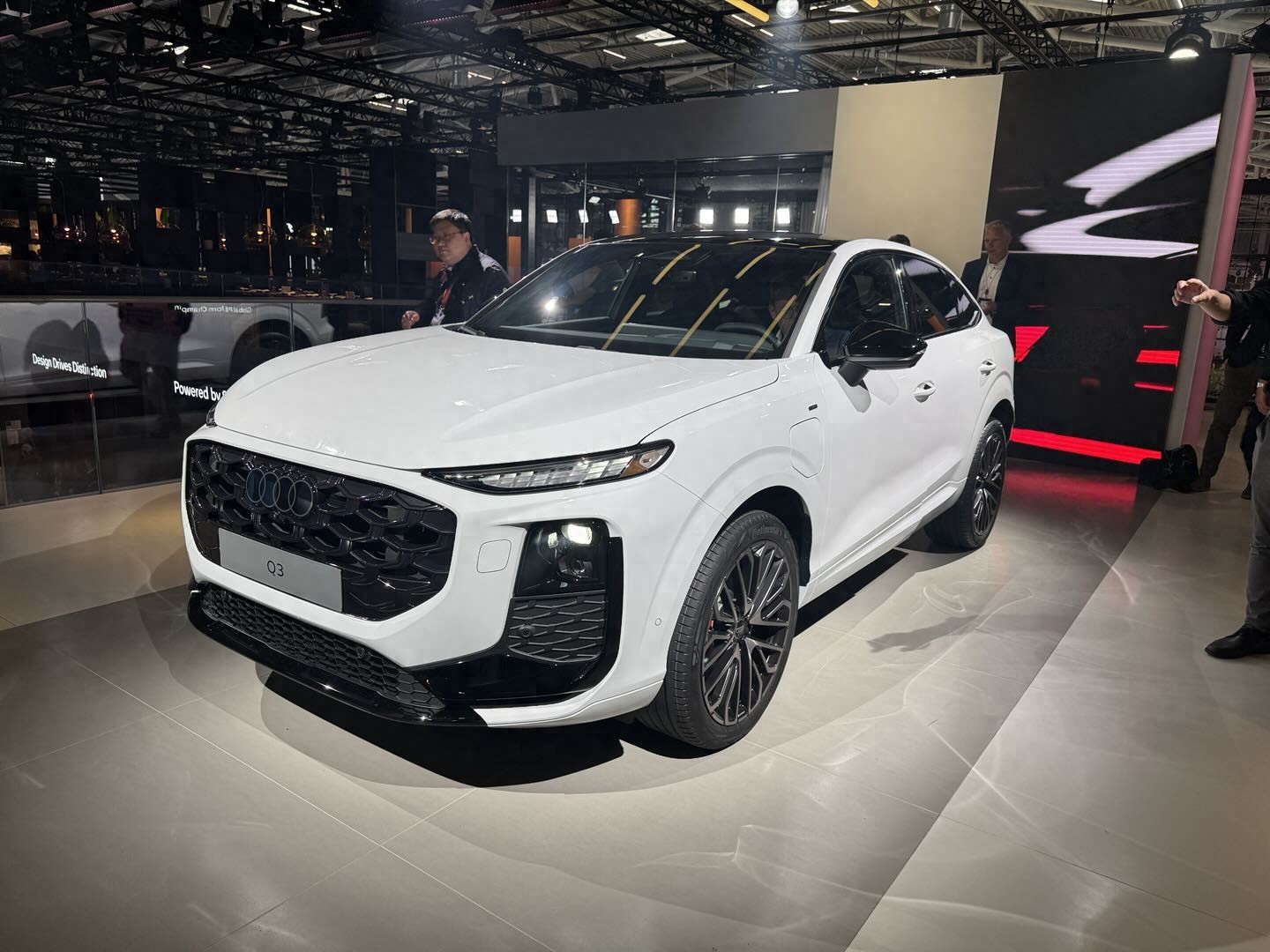 _2021慕尼黑车展宝马_宝马慕尼黑总部照片