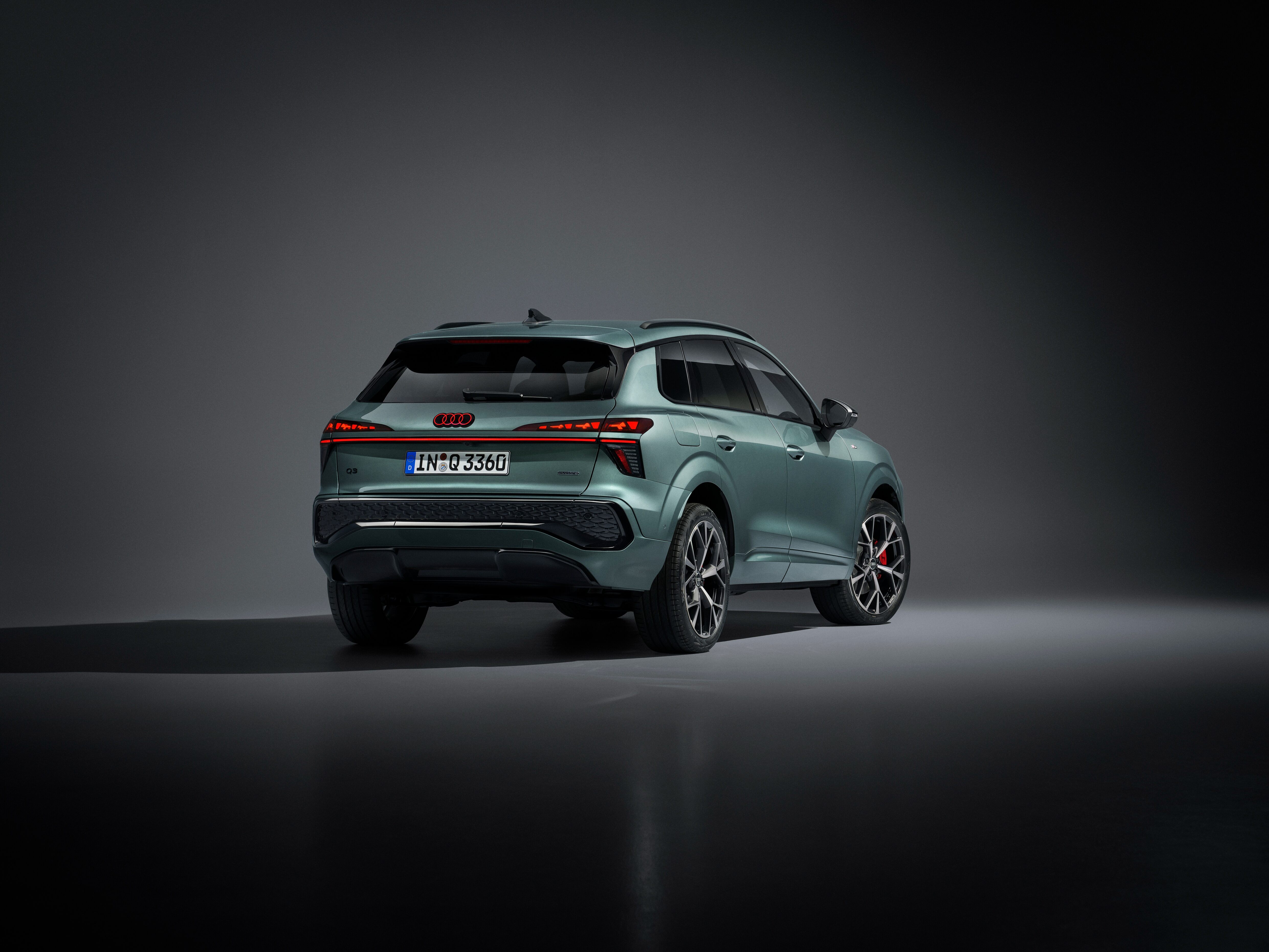 宝马慕尼黑总部照片__2021慕尼黑车展宝马