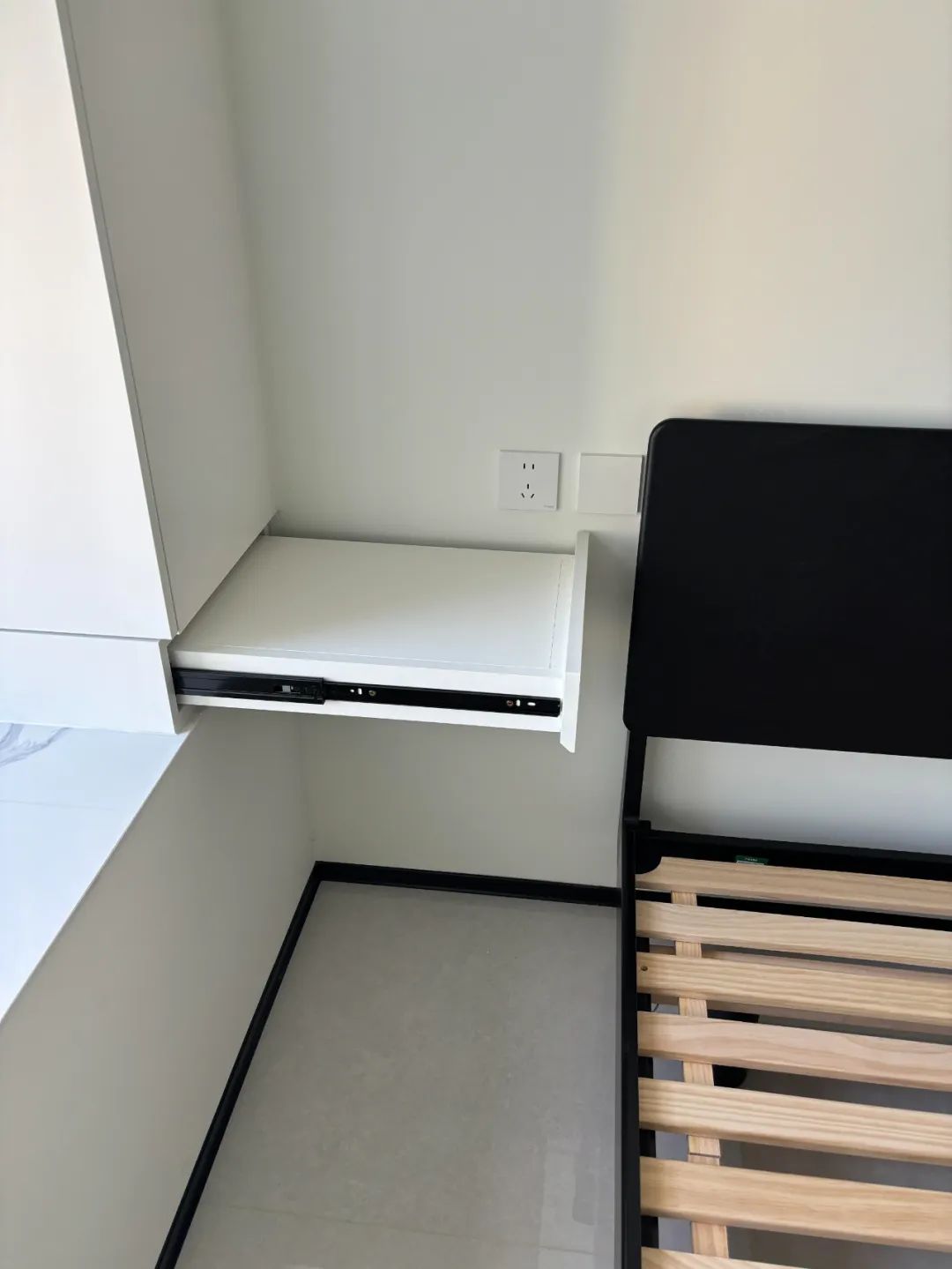 被年轻人家的“飘窗设计”惊到了!打开思路后,直接就多了半间房__被年轻人家的“飘窗设计”惊到了!打开思路后,直接就多了半间房