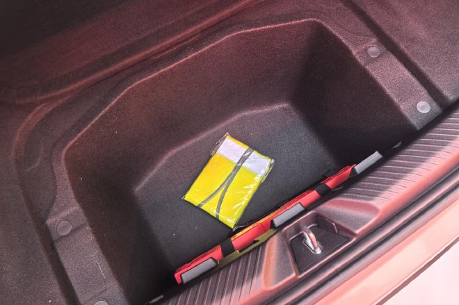 高颜值科技新物种 静态体验深蓝L06