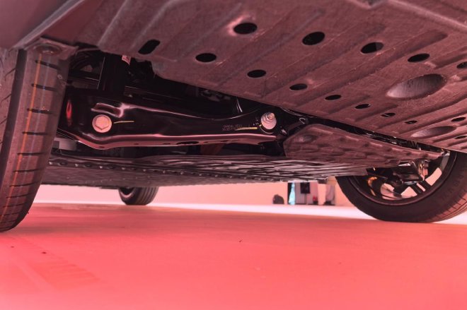 高颜值科技新物种 静态体验深蓝L06