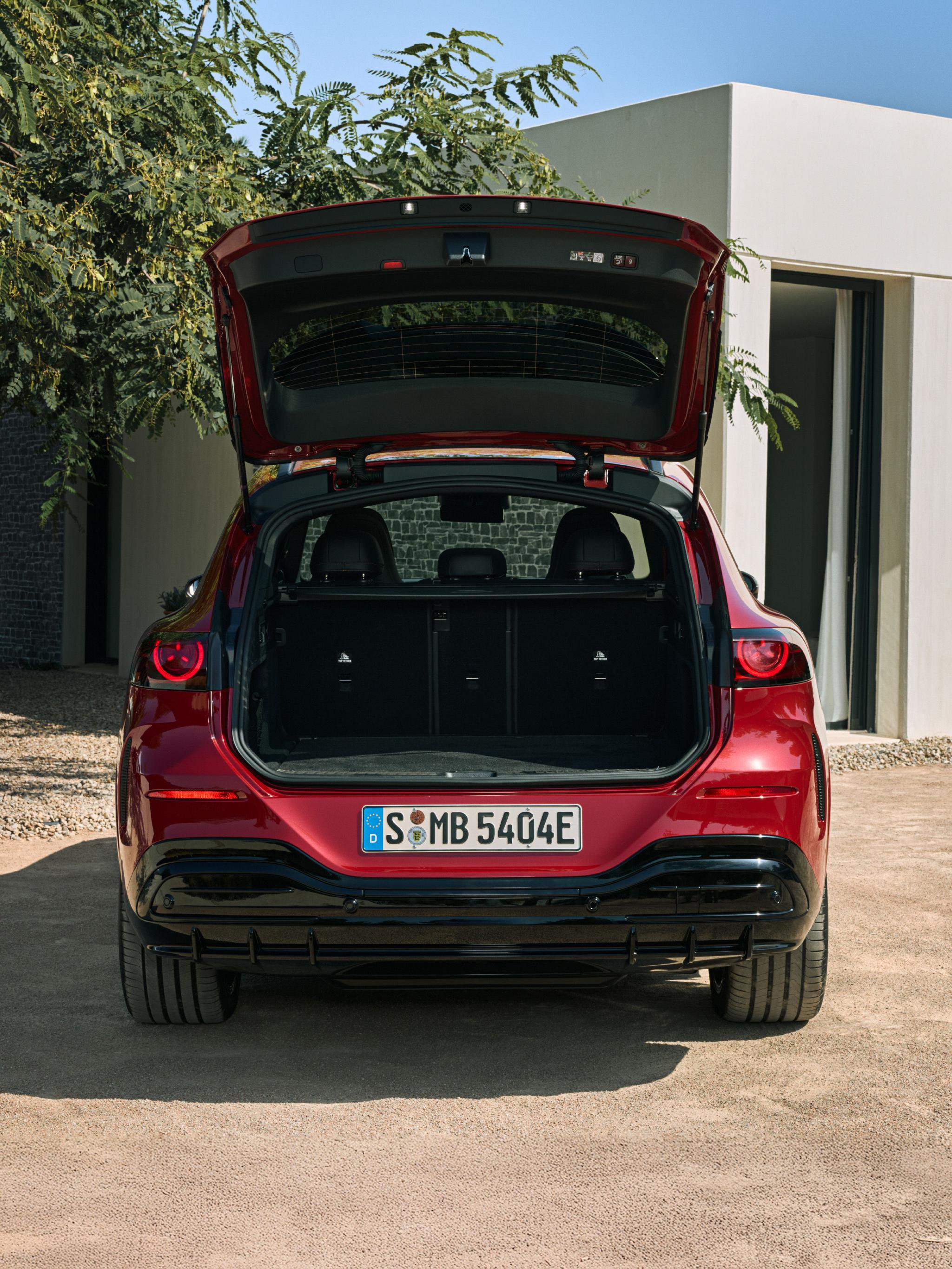 2025慕尼黑车展：奔驰纯电GLC全球首发