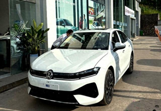 实力与颜值兼具的全新一代速腾L开启预售-有驾