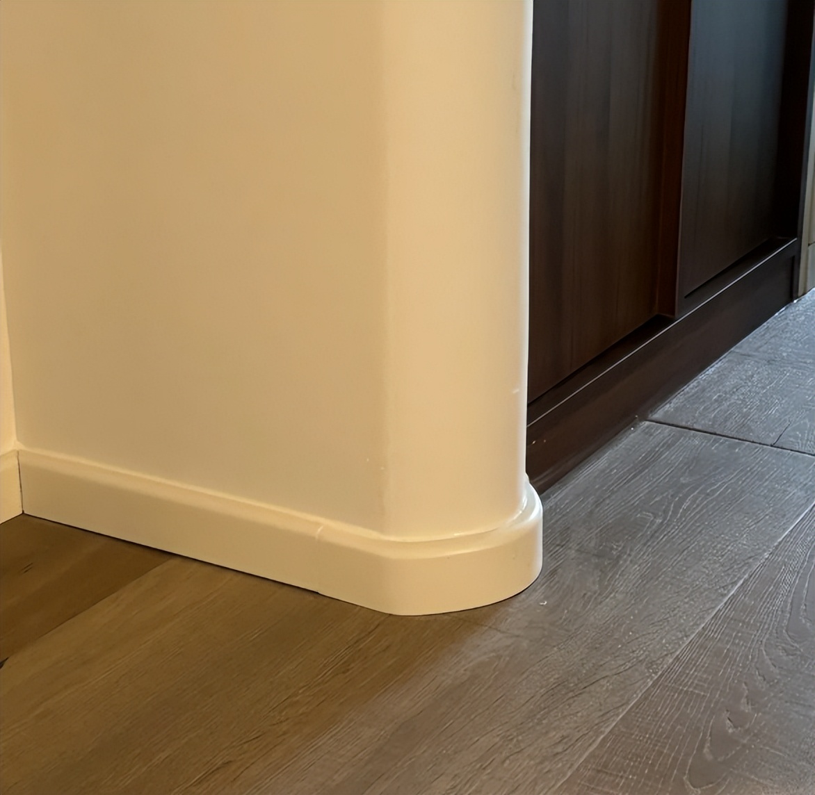 生日买什么礼物实用又美观_美观实用造句_