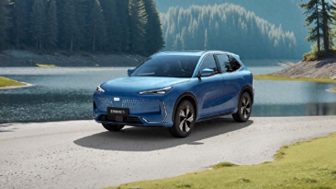 吉利银河限量版suv_吉利电动汽车银色suv_