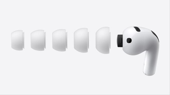 苹果iPhone 17直捅安卓老巢，库克终于大方了一把__苹果iPhone 17直捅安卓老巢，库克终于大方了一把