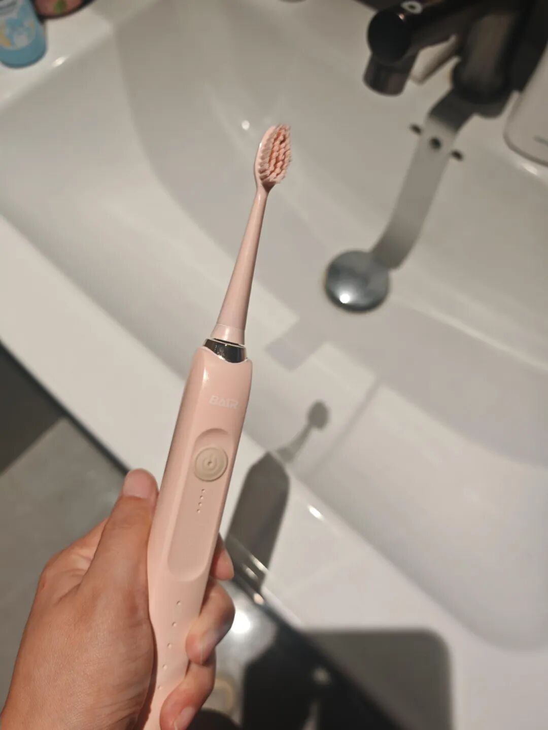 _被年轻人“生活鬼点子”折服了!看似离谱,却解决了不少生活痛点_被年轻人“生活鬼点子”折服了!看似离谱,却解决了不少生活痛点