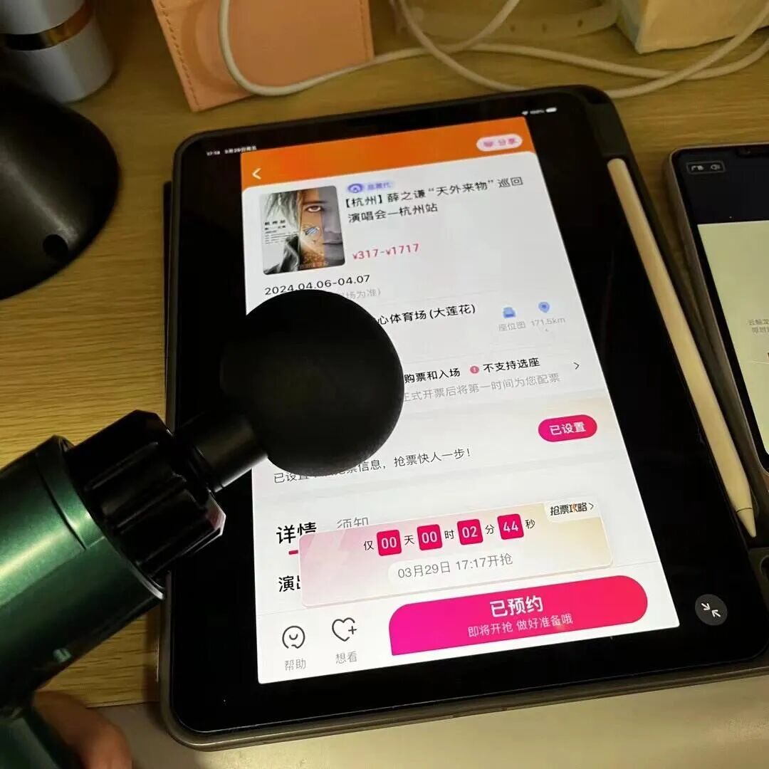 _被年轻人“生活鬼点子”折服了!看似离谱,却解决了不少生活痛点_被年轻人“生活鬼点子”折服了!看似离谱,却解决了不少生活痛点