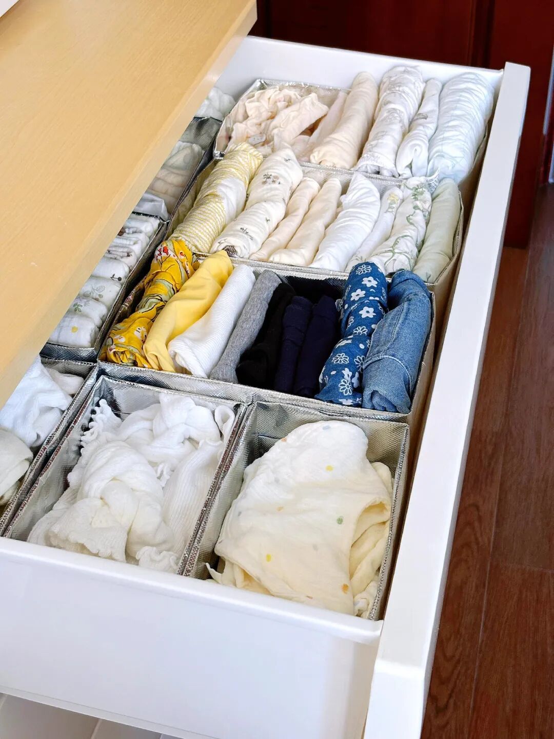 _被年轻人“生活鬼点子”折服了!看似离谱,却解决了不少生活痛点_被年轻人“生活鬼点子”折服了!看似离谱,却解决了不少生活痛点