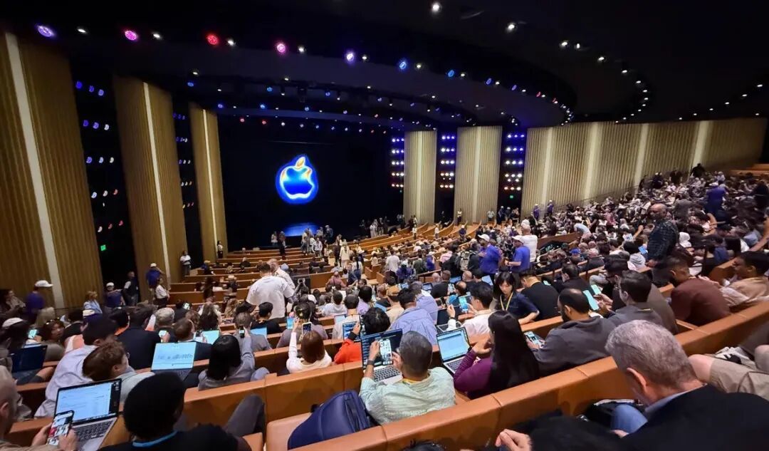 iPhone17:搞不定AI,能否搞定果粉__iPhone17:搞不定AI,能否搞定果粉