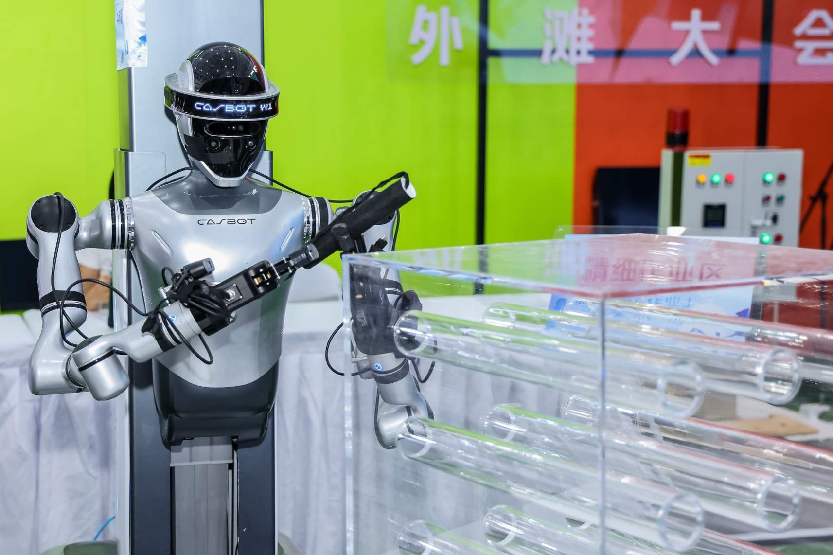 AI陪伴玩具等项目吸金，外滩大会首设AI硬件科创赛__AI陪伴玩具等项目吸金，外滩大会首设AI硬件科创赛