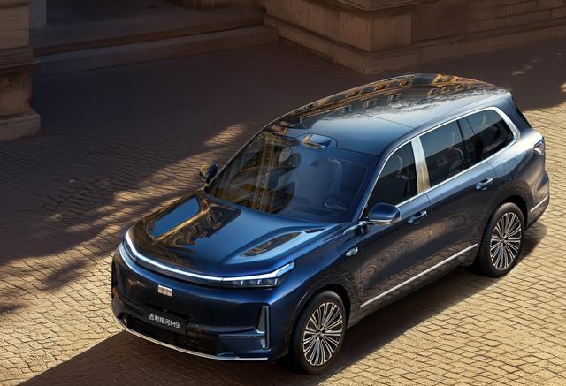 宝骏华境S首度亮相,定价比尚界H5更亲民,智能配置引发热议-有驾