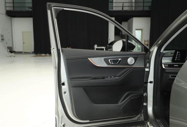 奇瑞亮剑！高颜值SUV售4万，156匹+终身质保-有驾