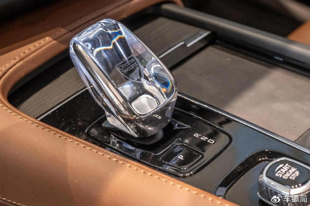 沃尔沃XC90对比宝马X5，选谁更理性？