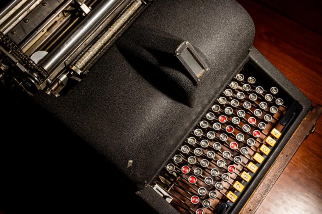 _这台一度被认为失传的机器,终于重现世间_这台一度被认为失传的机器,终于重现世间