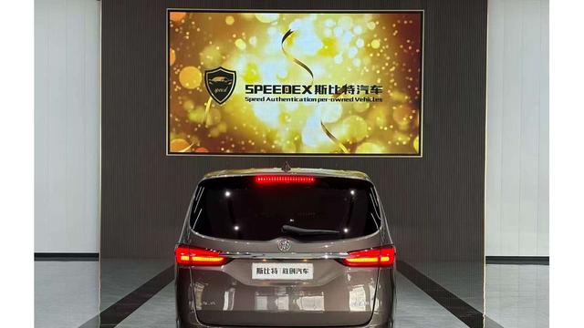 17万买准新别克GL8，跑4万多公里，商用家用怎么选-有驾