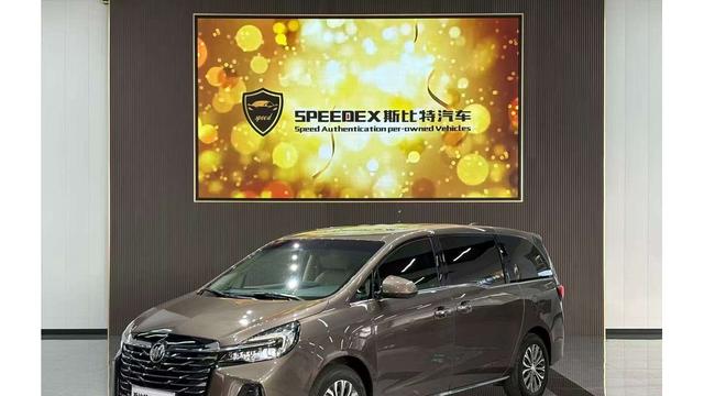 17万买准新别克GL8，跑4万多公里，商用家用怎么选-有驾