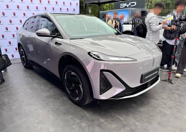 红旗新车曝光：第四季度，正式上市！-有驾