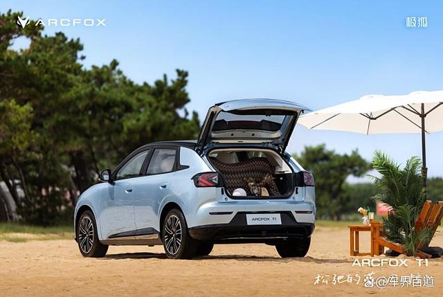 极狐T1即将上市与吉利星愿一较高下谁更耀眼？-有驾