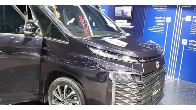 丰田推13万级MPV,侧滑门大空间,国产合资如何选-有驾