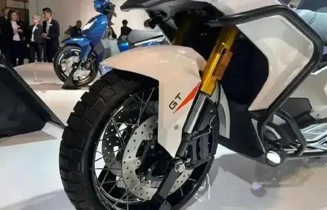 升仕三阳低价混战，标致 XP400 逆势涨500元，独特设计 + 硬核性能值不值？-有驾