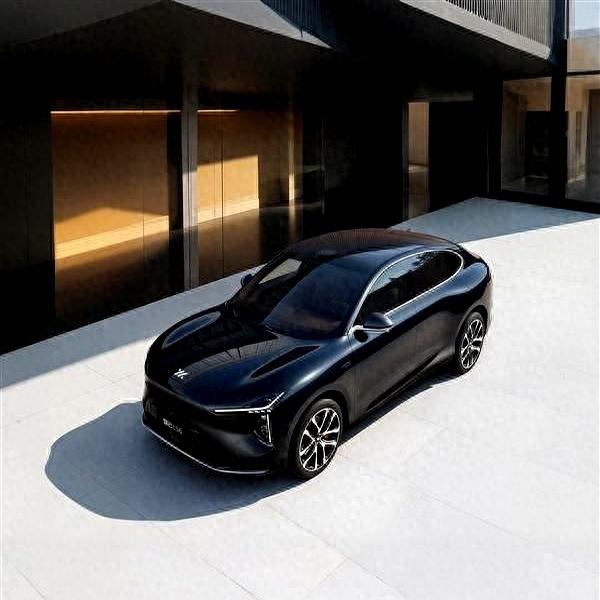 智己LS6震撼上市！19.79万起1500km续航，新能源市场要变天了！-有驾