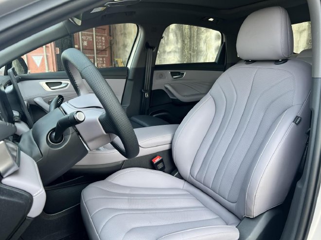 上汽荣威M7 DMH试驾 好看好开又好省的“后浪”