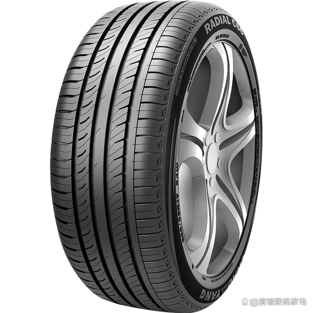 买汽车轮胎别踩坑,盘点2025接近零差评的5款汽车轮胎-有驾