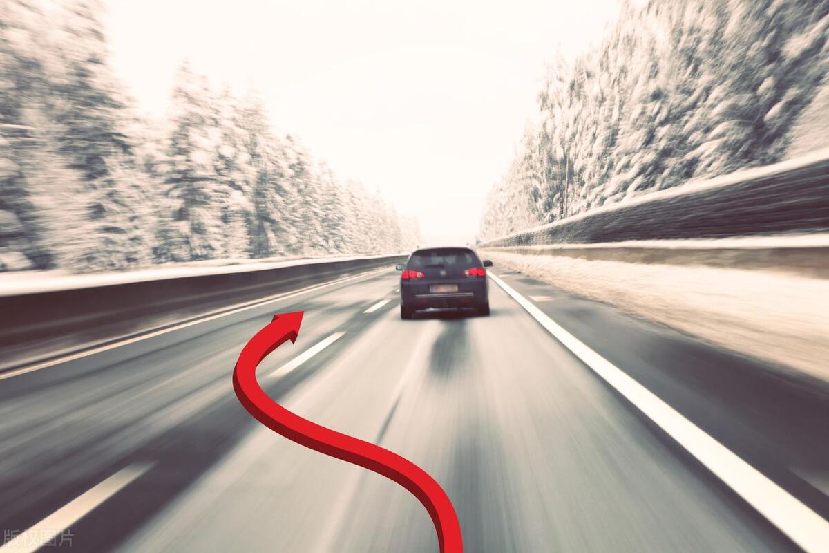 车尾标是s开头的_手自一体的车怎么开s挡_