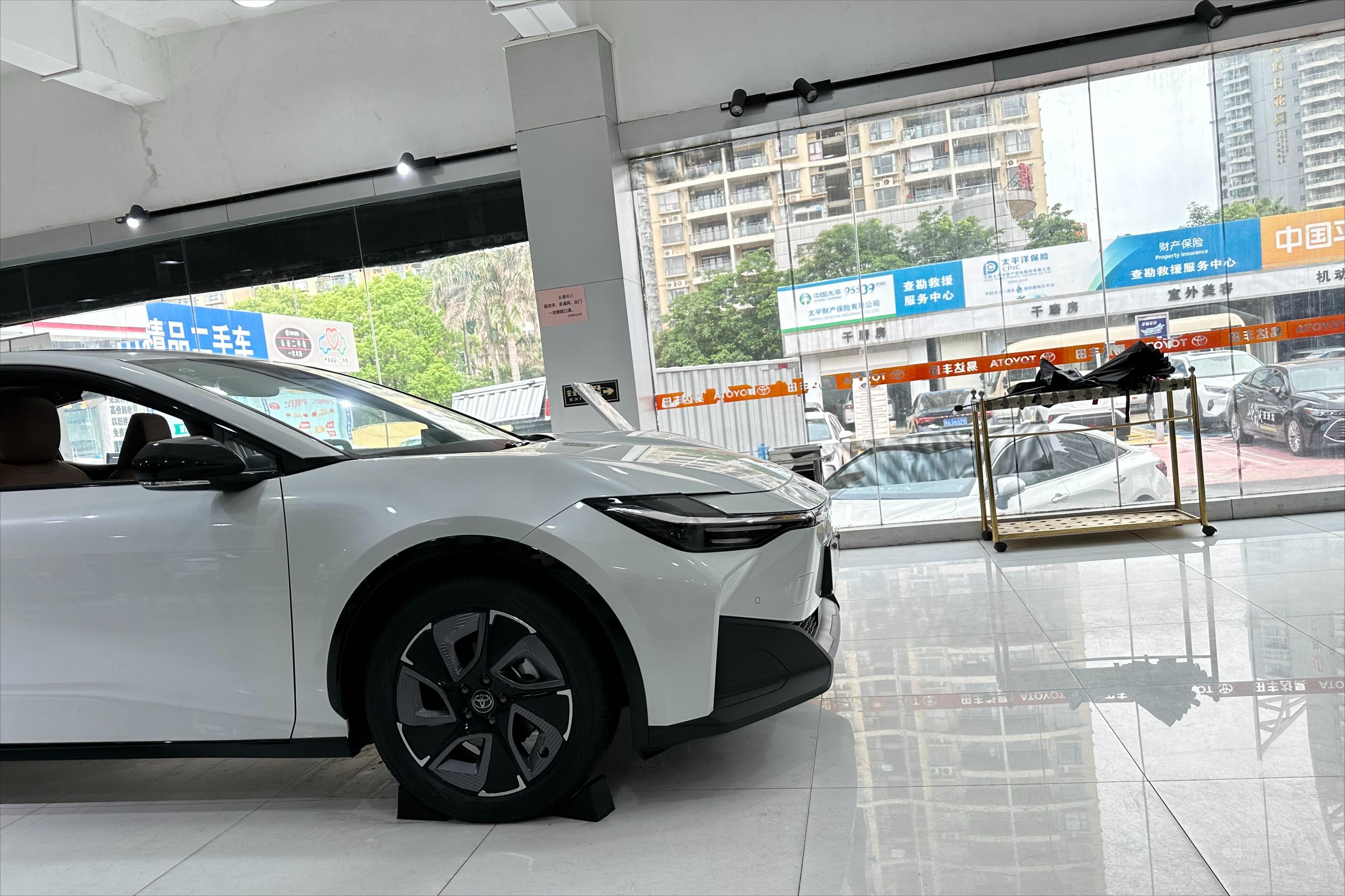 卖燃油车_买燃油车都有哪些费用_