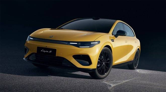 _零跑冲向年销400万辆?_零跑冲向年销400万辆?