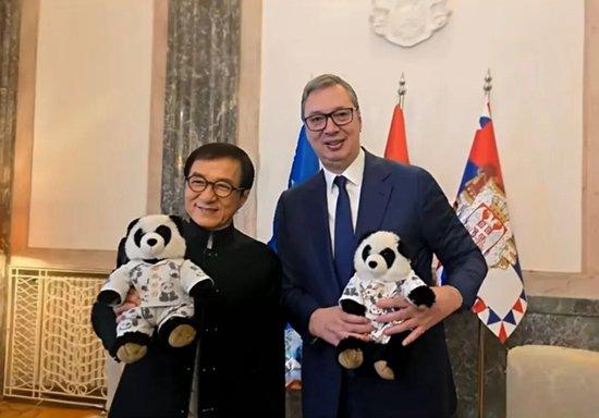 刘云山会见德国总统__中国阅兵会见各国总统视频