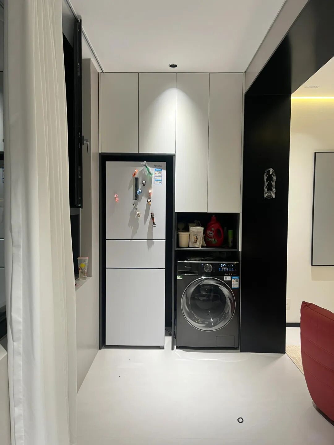 冰箱厨房位置摆放图__冰箱厨房橱柜的装饰效果图