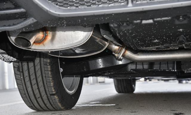 丰田直降至13.88万，近5米车配10气囊，月销11364辆-有驾