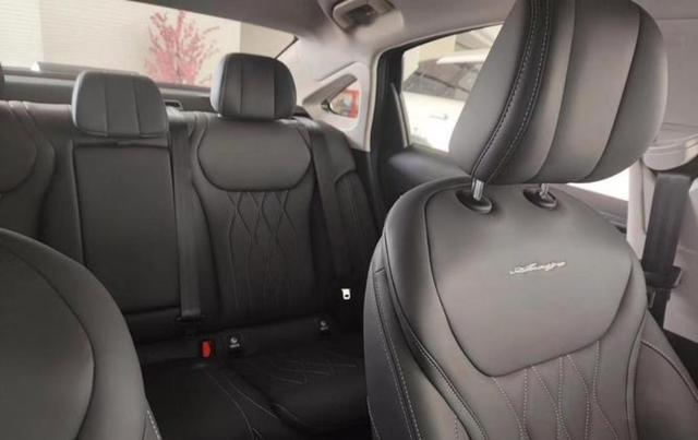 加速时自动关闭空调压缩机原来是车企早已设定的设计，旨在提升动力性能却让车主苦不堪言-有驾