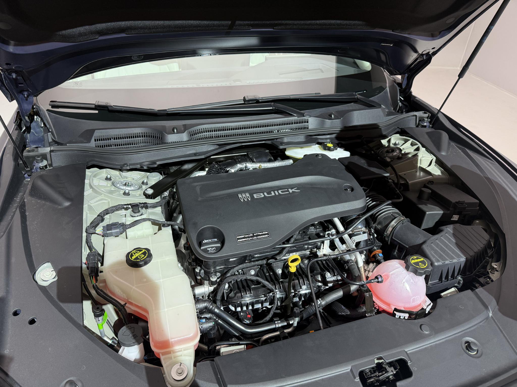 综合续航超1400km的美系增程车 别克至境L7静态体验